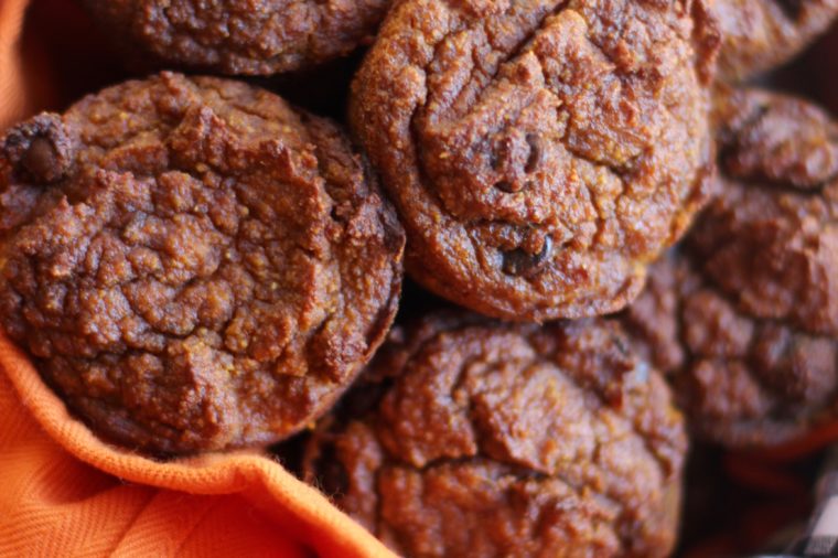 autumn blog hop: pumpkin muffins